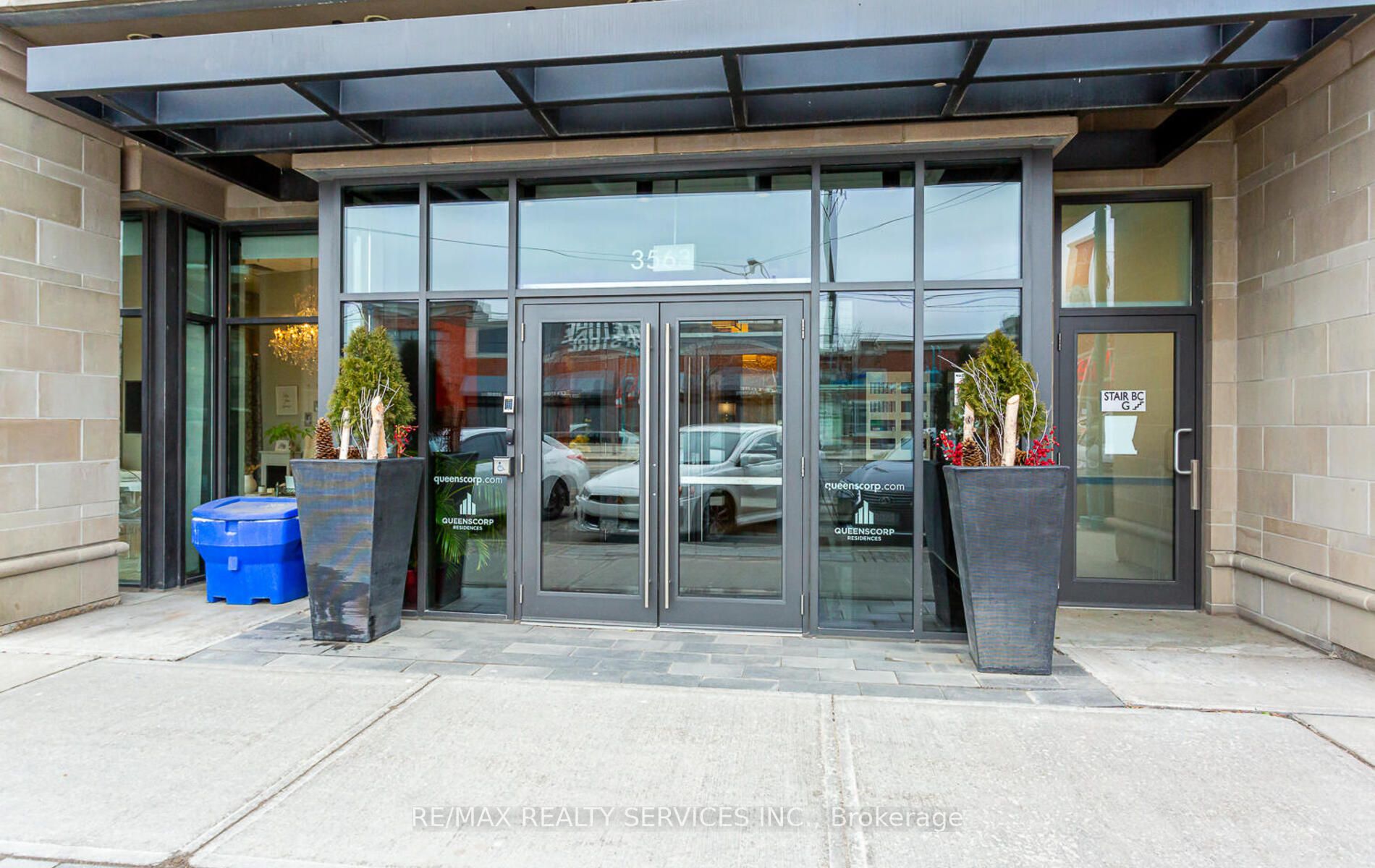 3563 Lake Shore Blvd W, #502