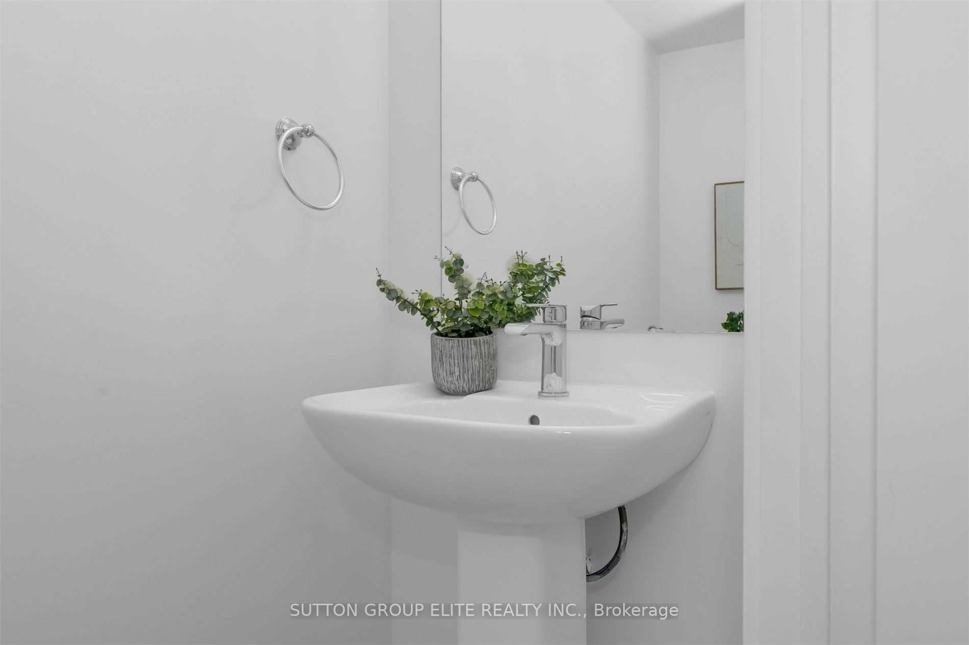 1133 Cooke Blvd, #803