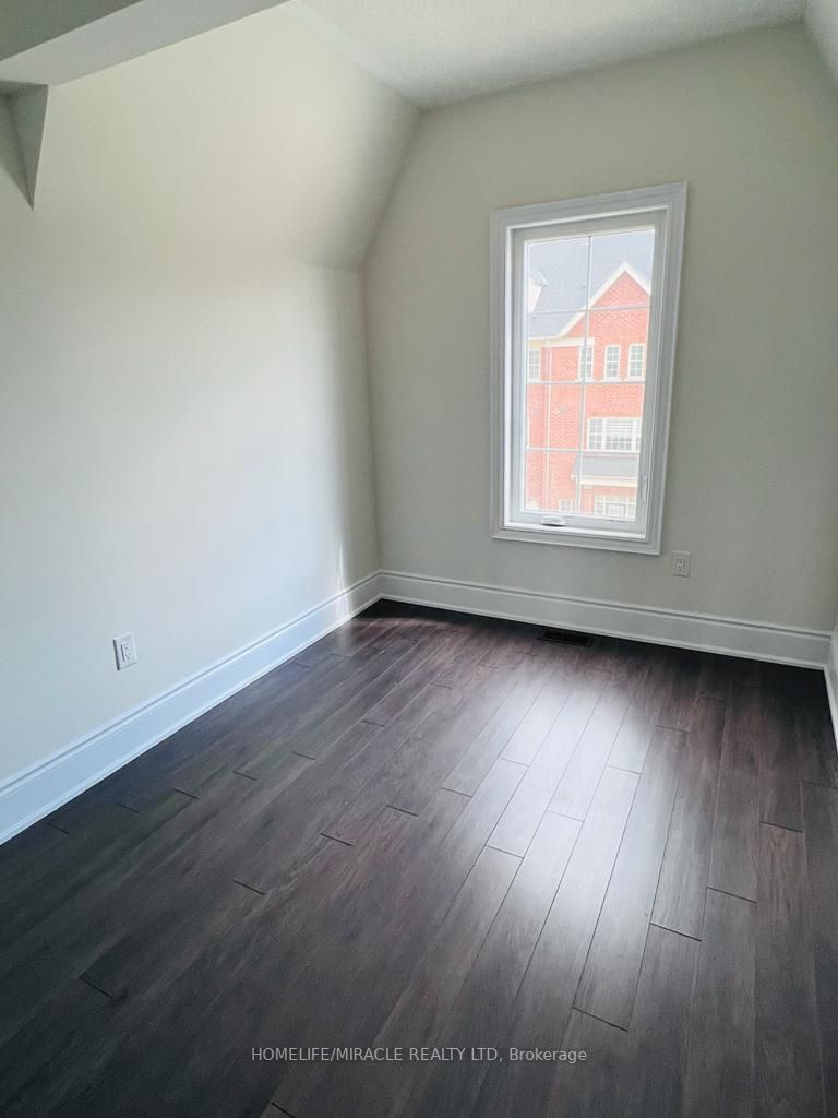50 Foxsparrow Road