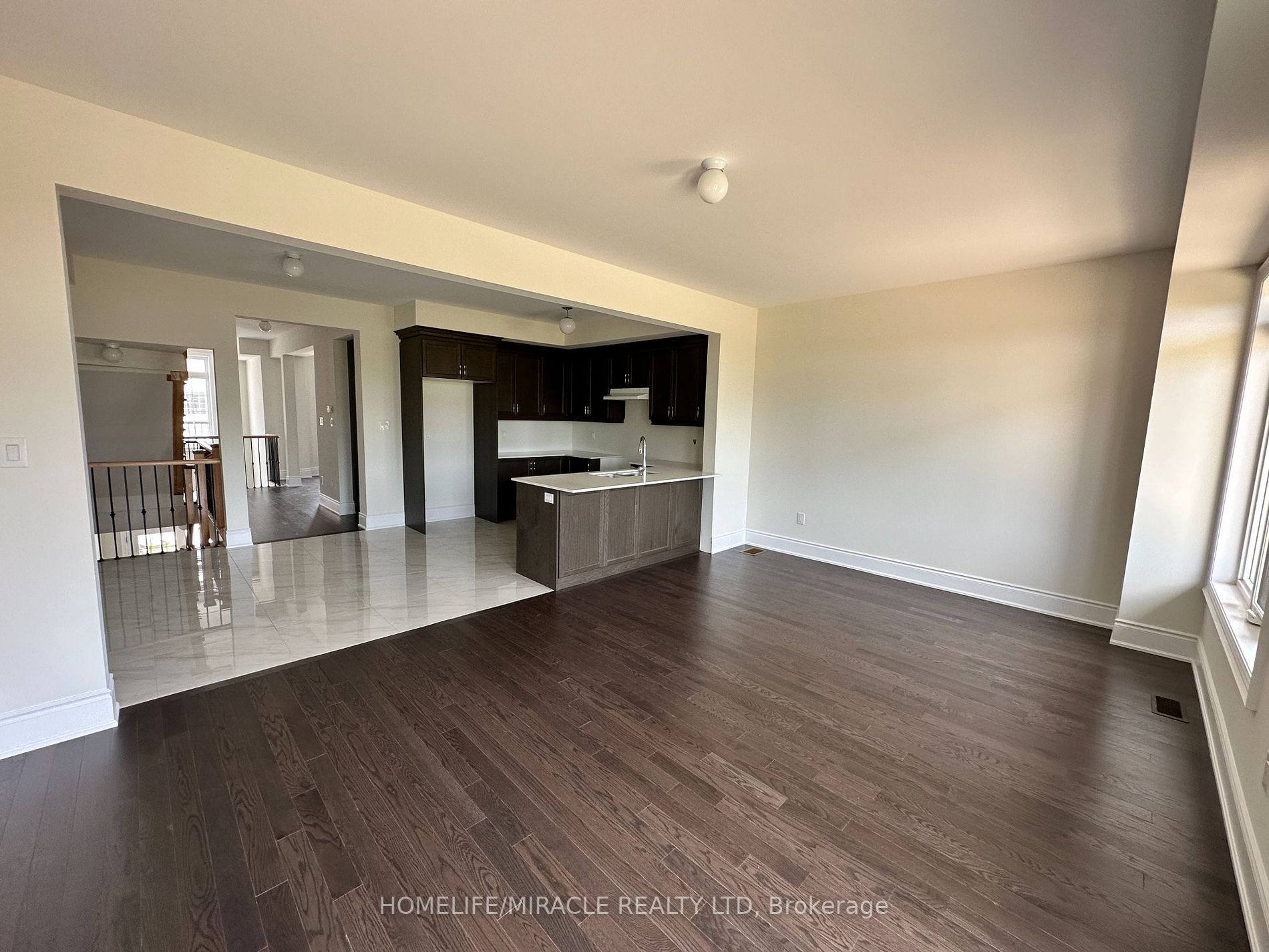 50 Foxsparrow Road