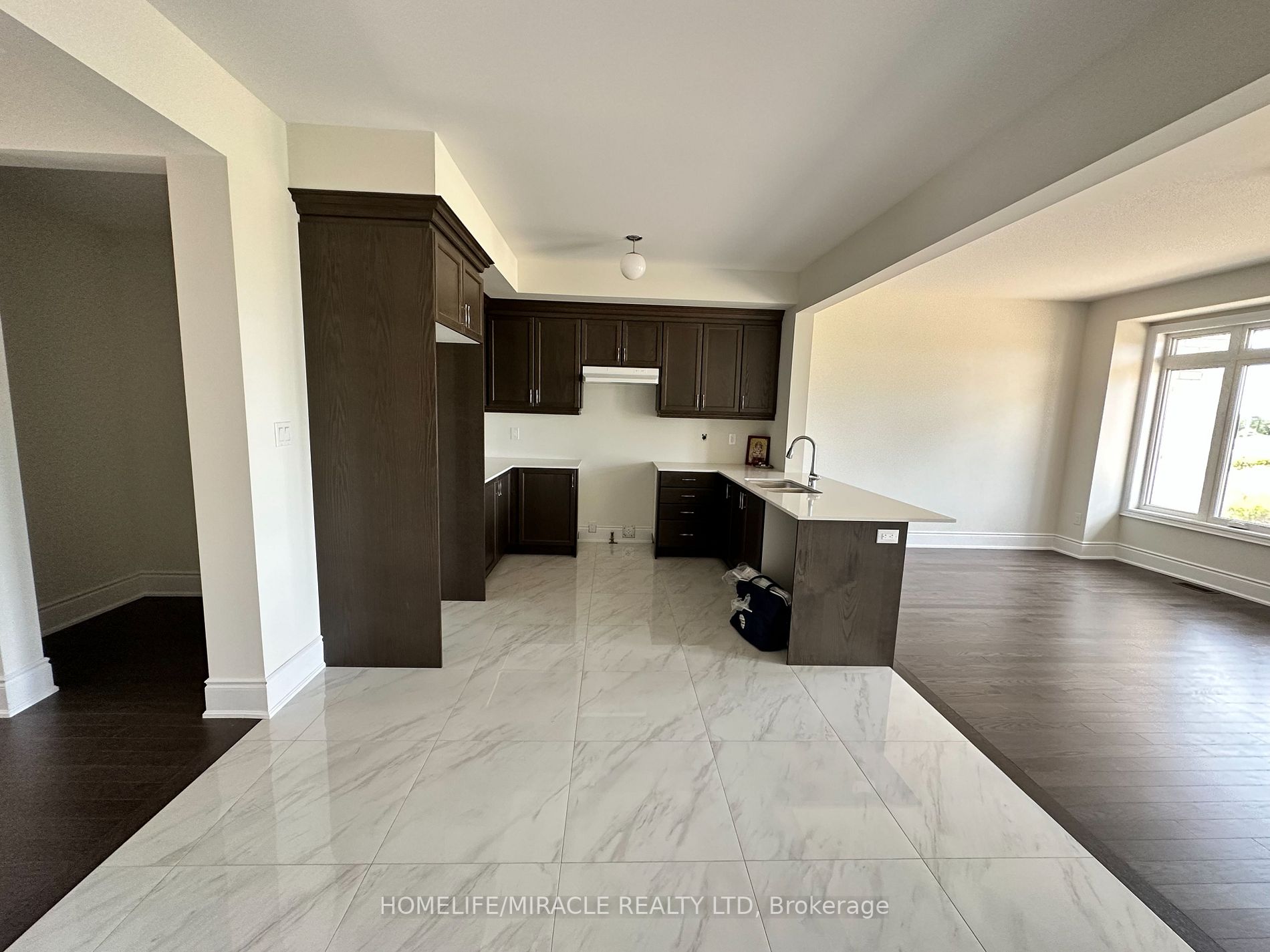 50 Foxsparrow Road