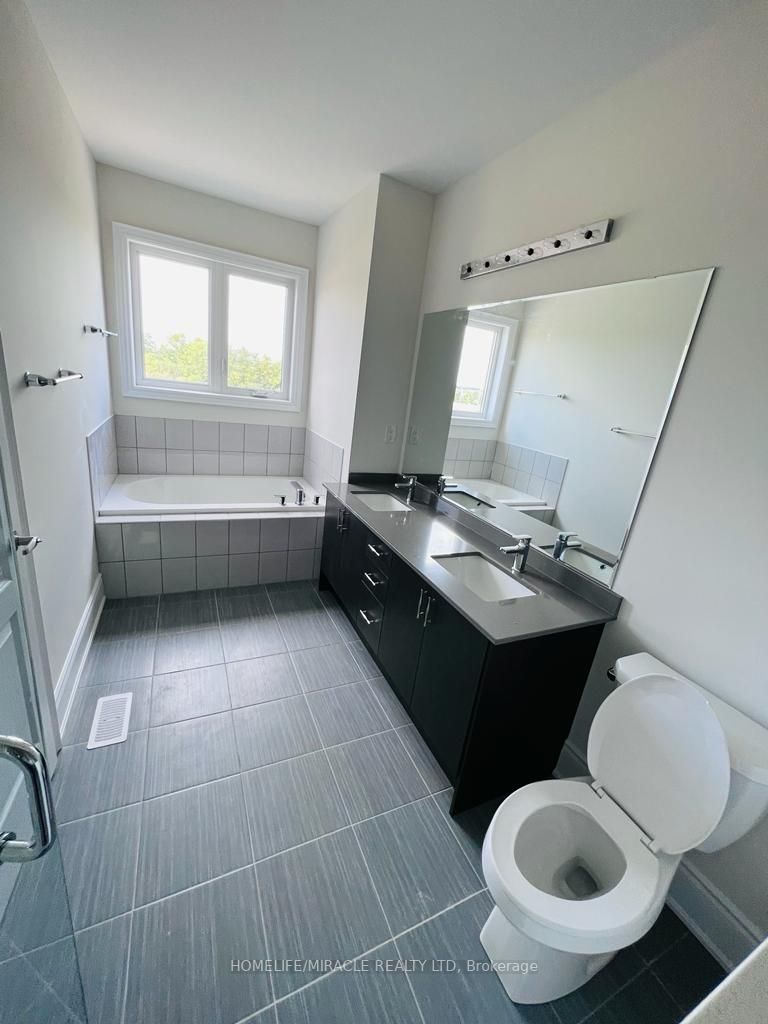 50 Foxsparrow Road