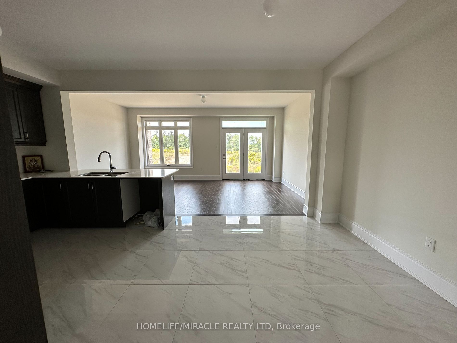 50 Foxsparrow Road