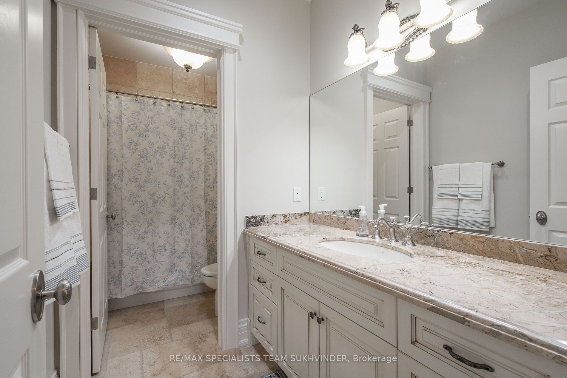 Listing W7009674 - Large Photo # 28