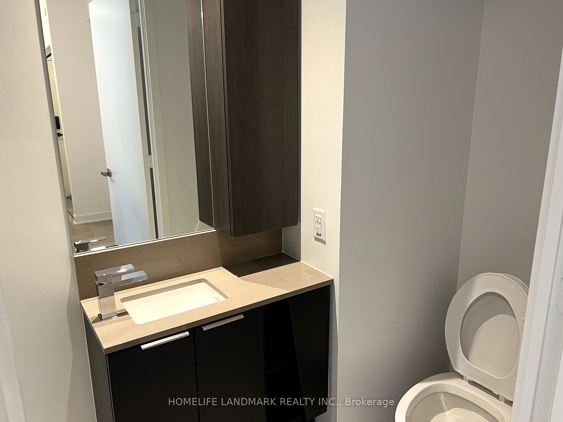 3900 Confederation Parkway, #1501