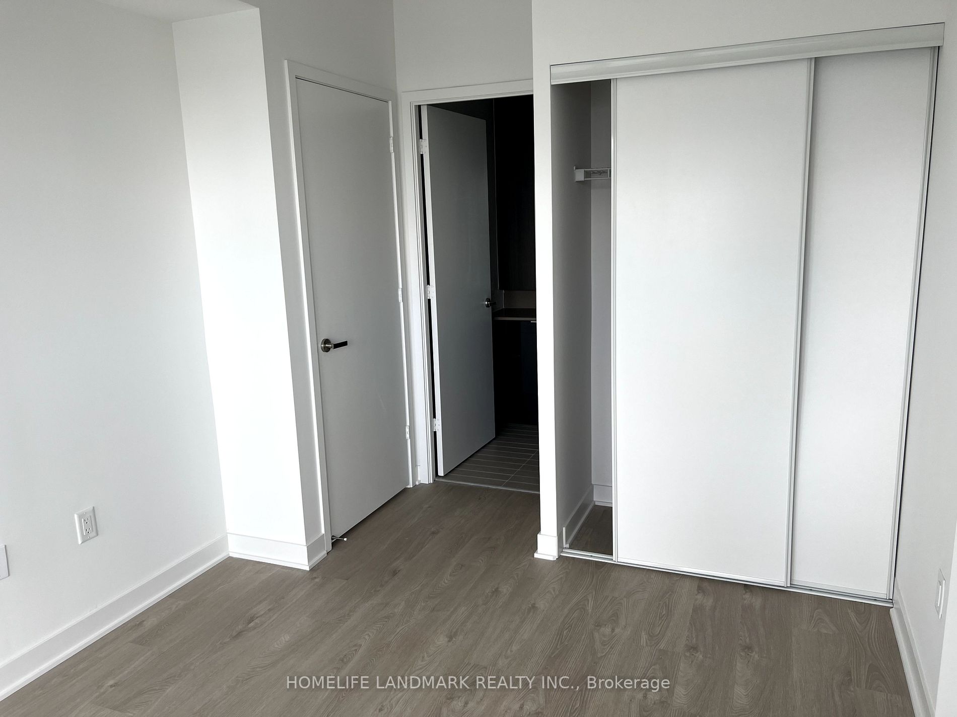 3900 Confederation Parkway, #1501
