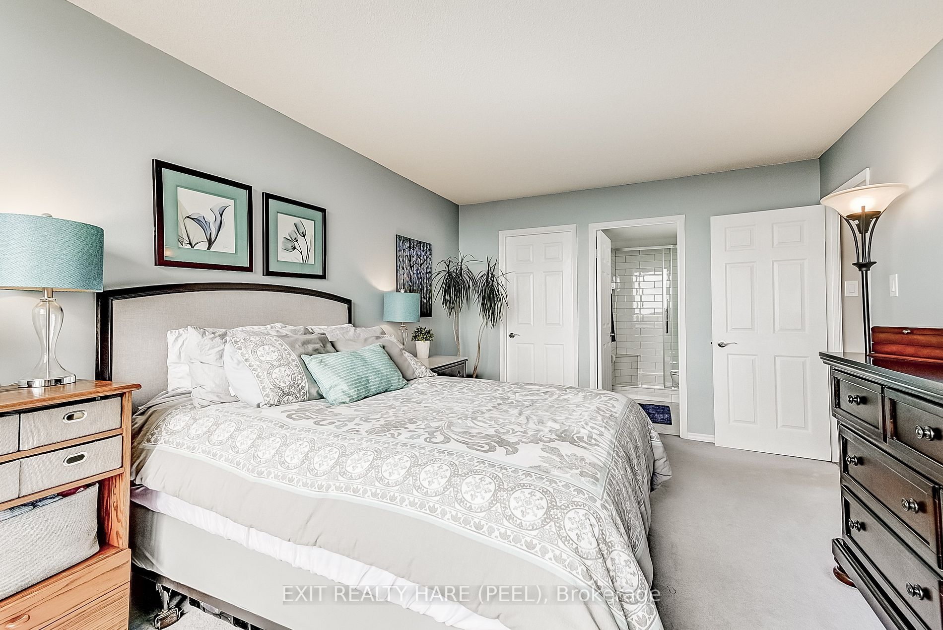 330 Mill St S, #906