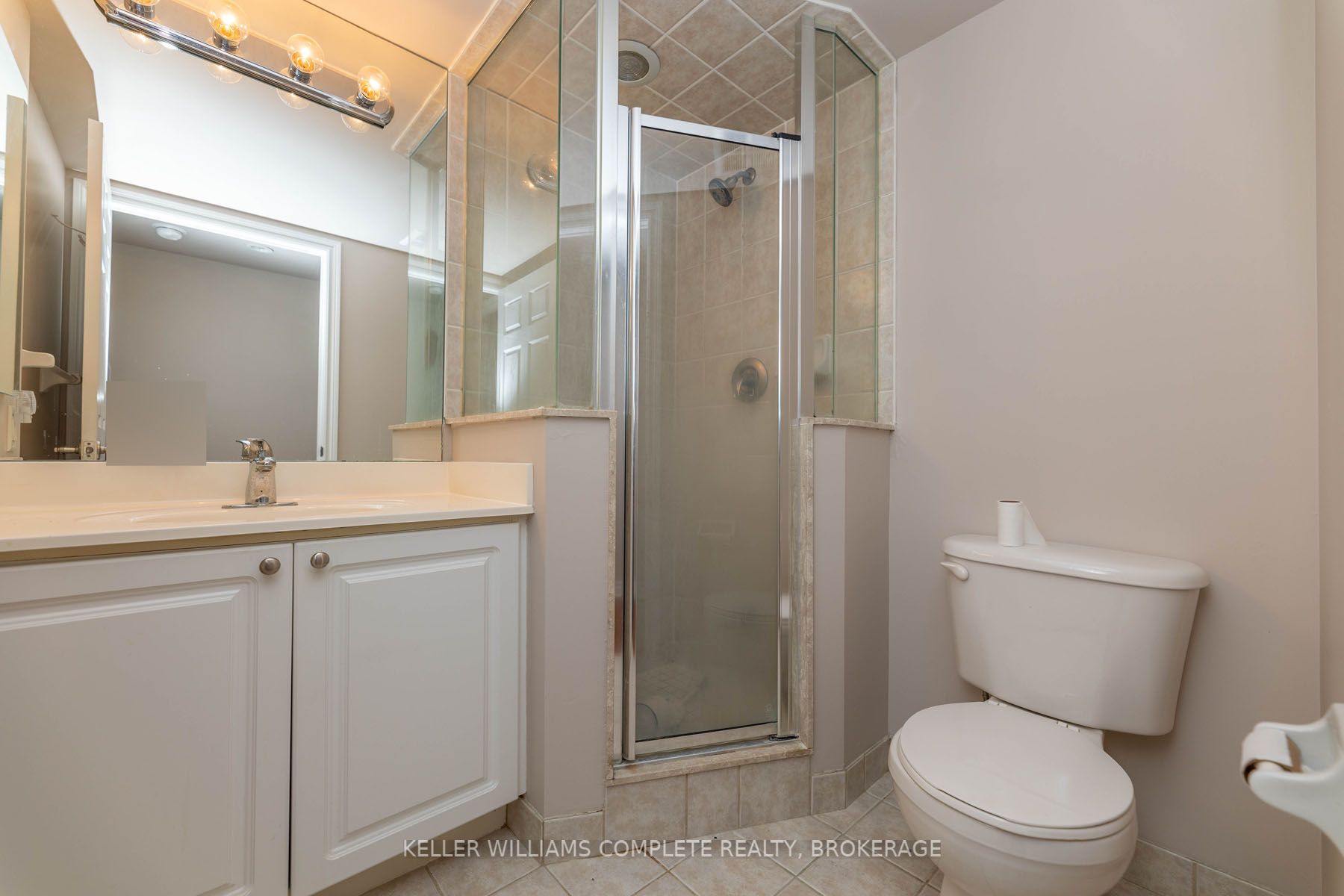 5229 Dundas St W, #403