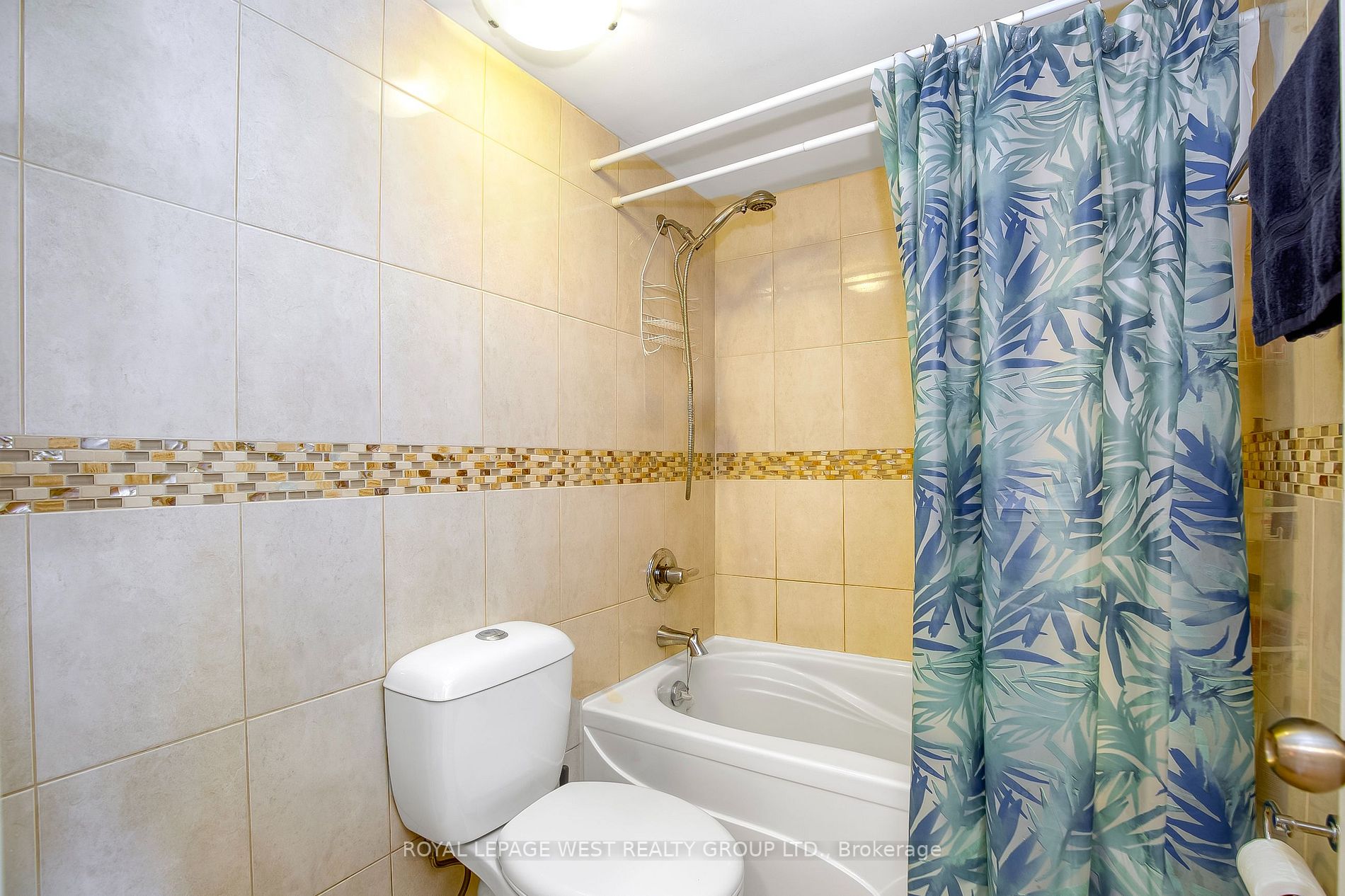 Listing W7009890 - Large Photo # 17
