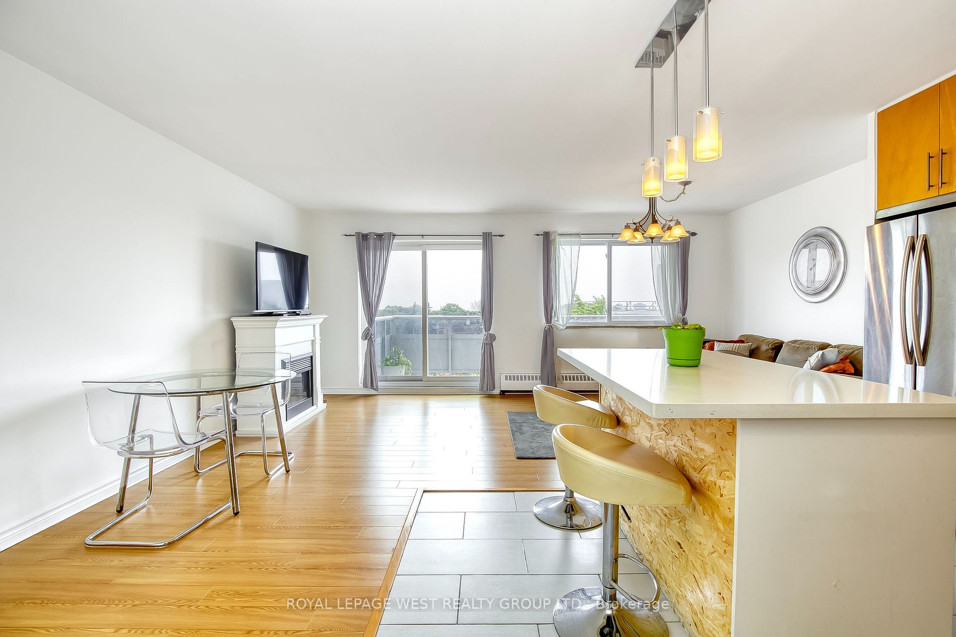 Listing W7009890 - Large Photo # 3