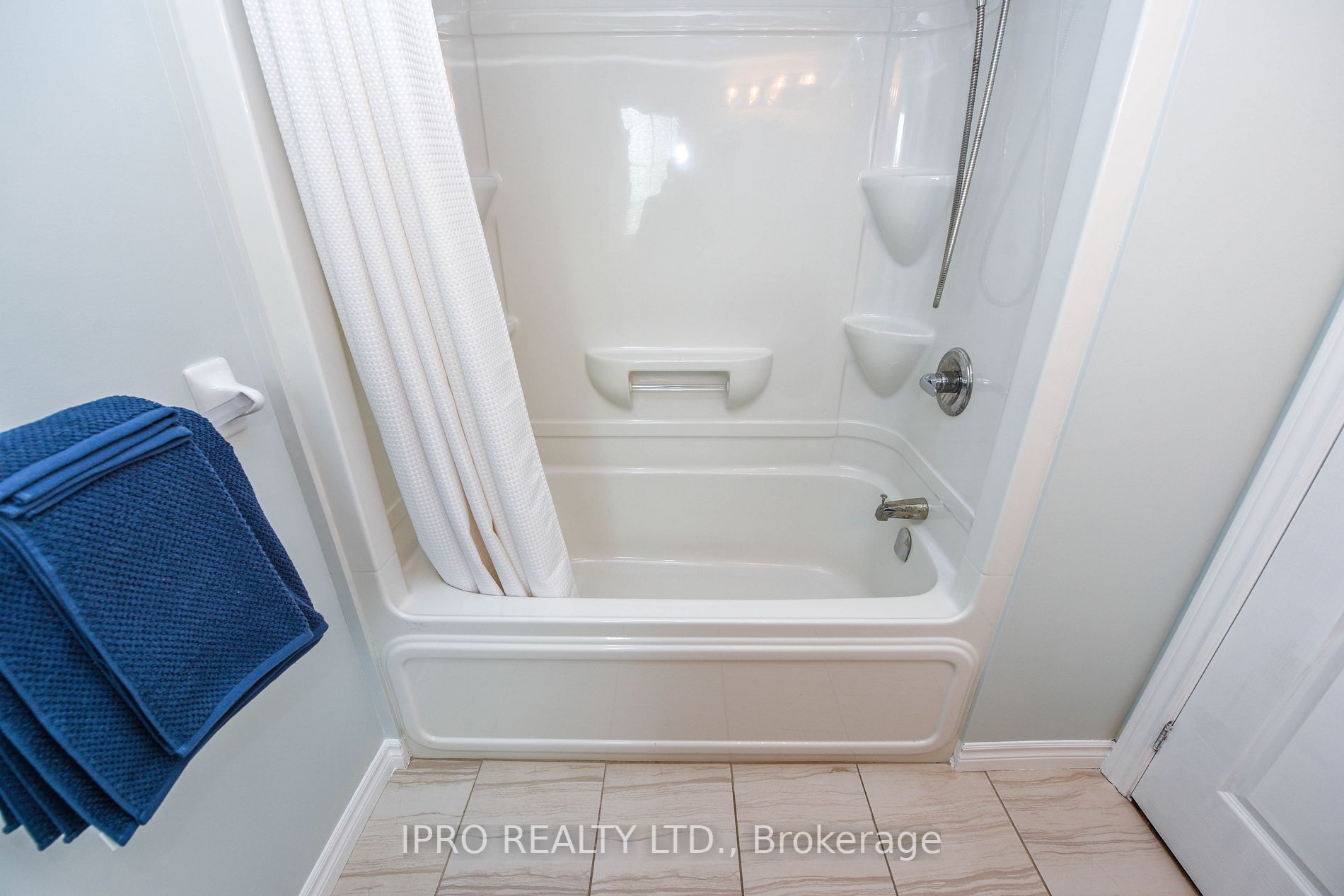 1440 Main St, #101