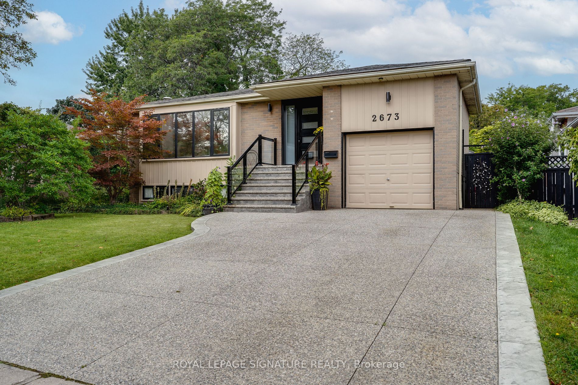2673 Constable Rd