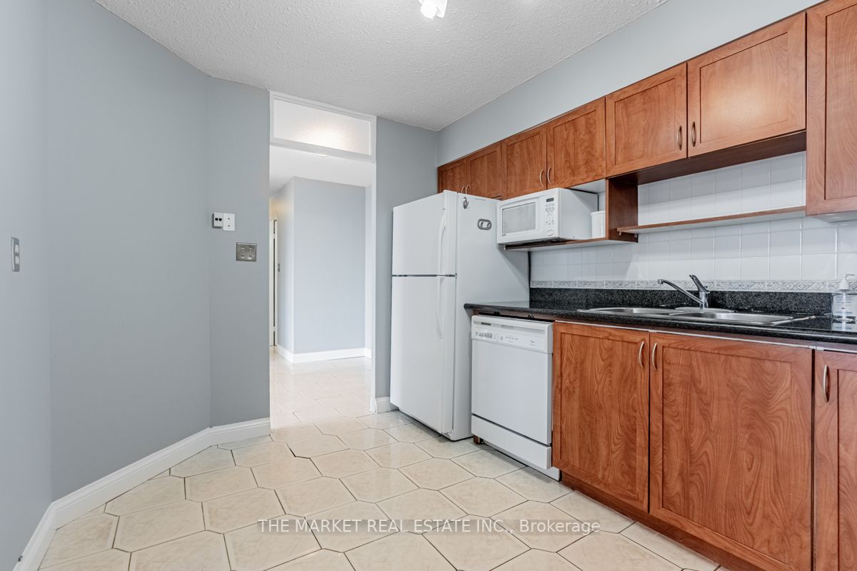 200 Robert Speck Pkwy, #1601
