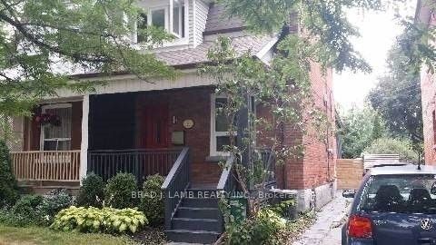 3 Glenlake Ave
