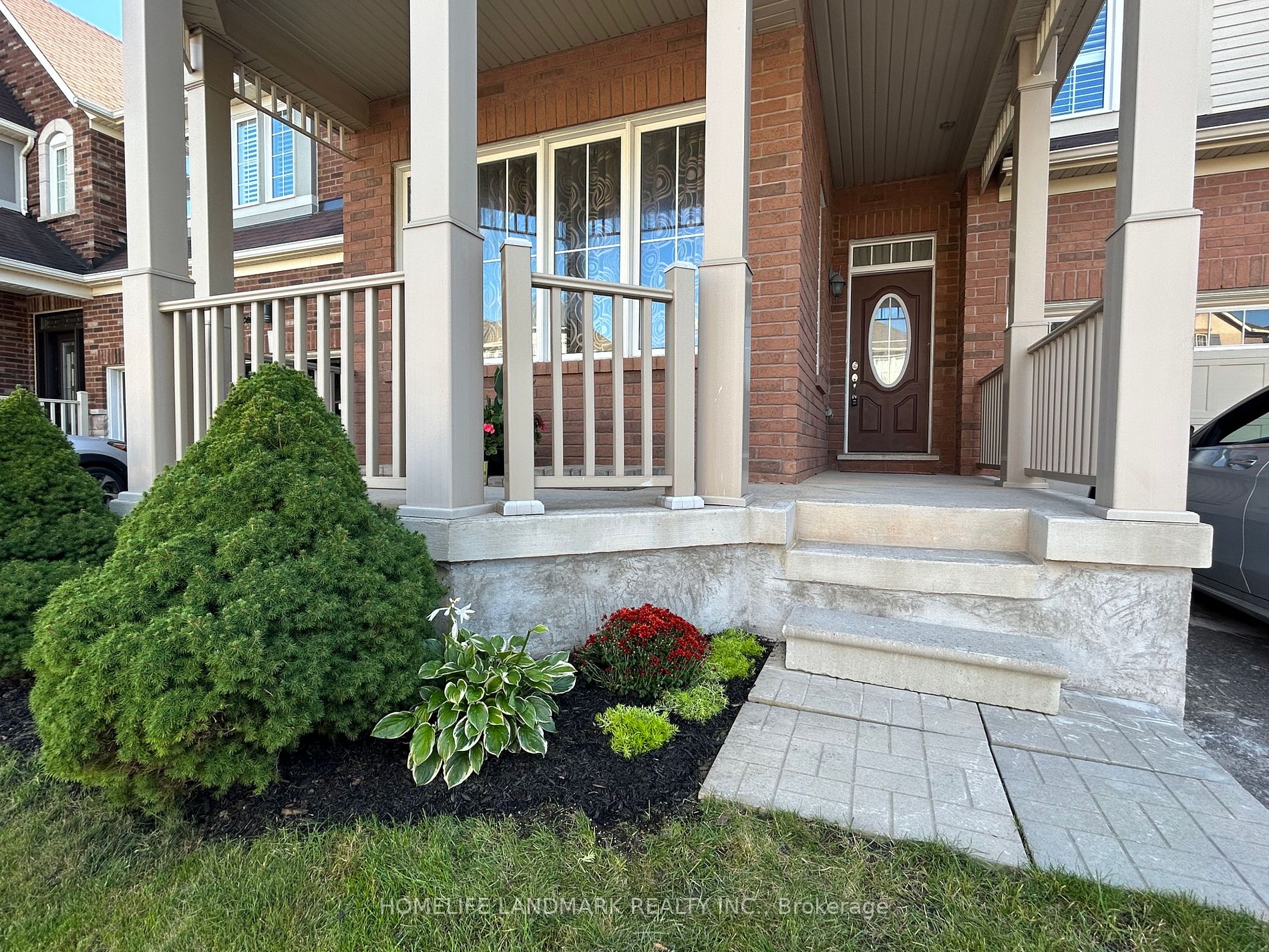 942 Drysdale Cres