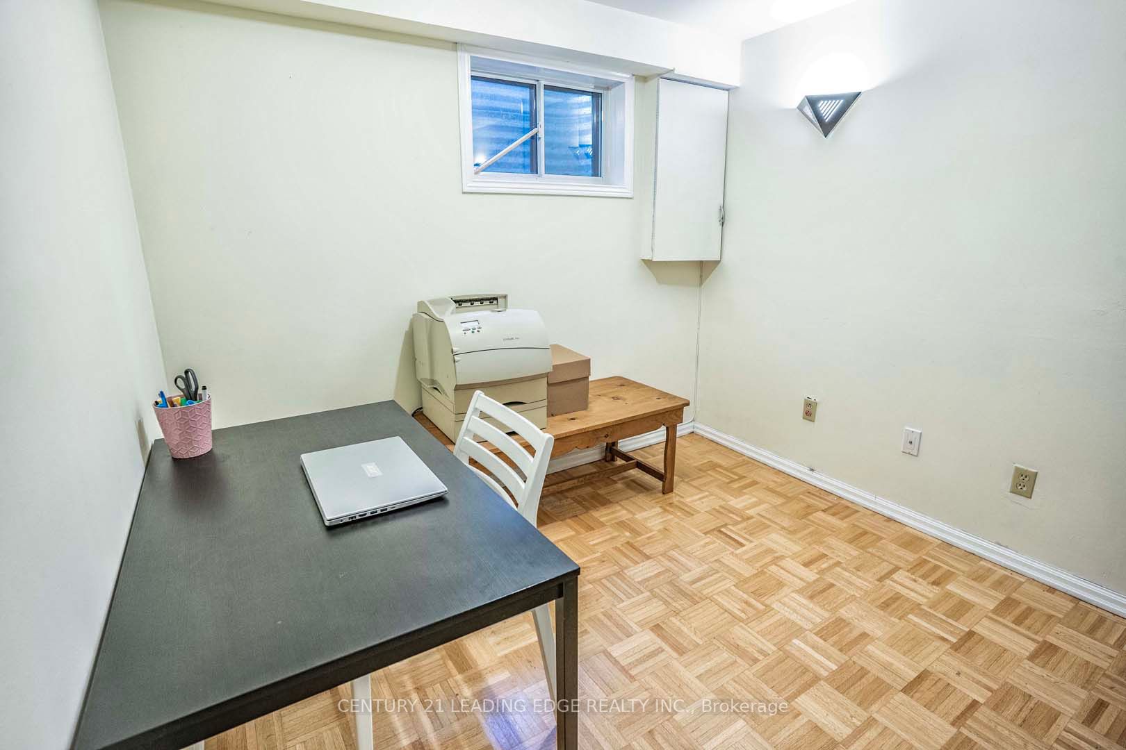 68 Foster Cres, #68