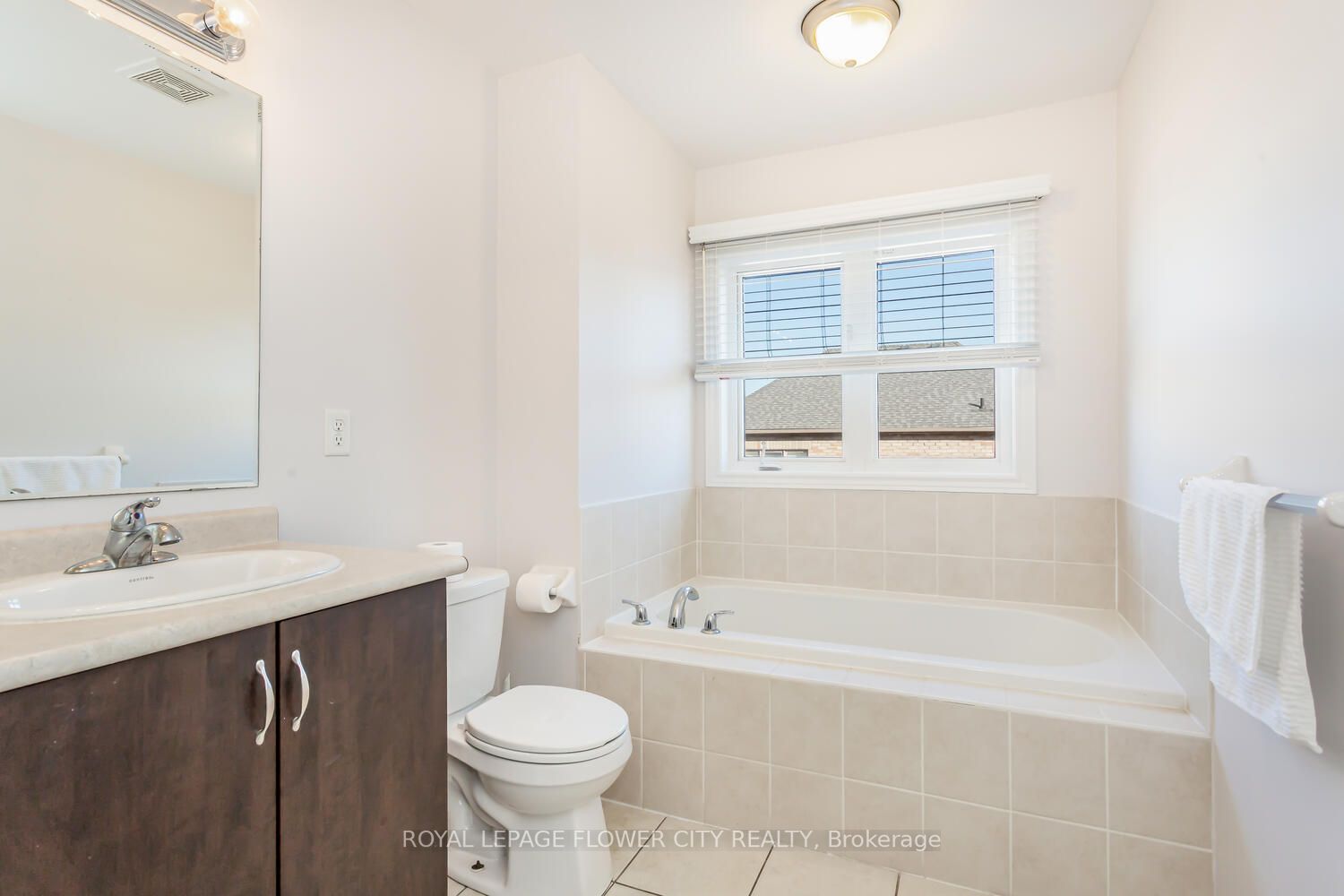 28 Ivor Crescent