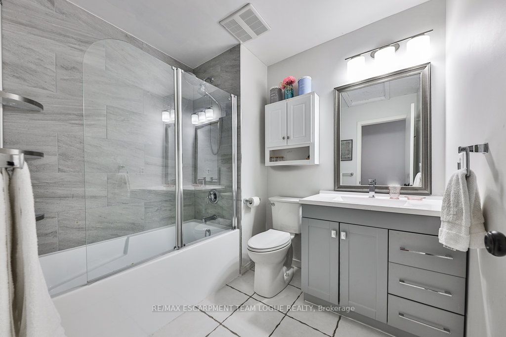 2530 Northampton Blvd, #6