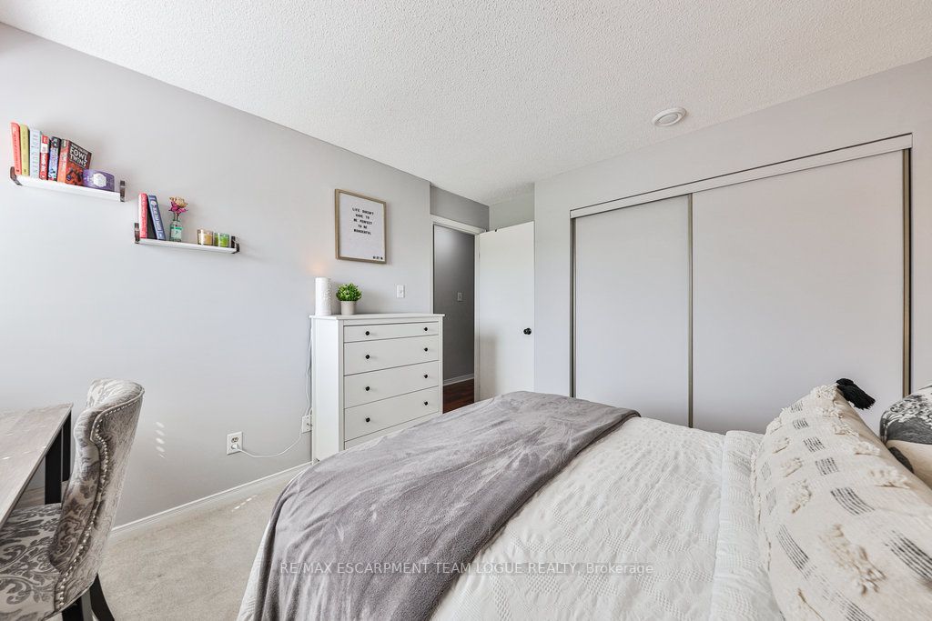 2530 Northampton Blvd, #6