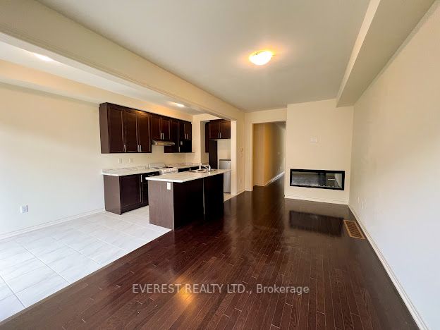 5 Donald Ficht Crescent