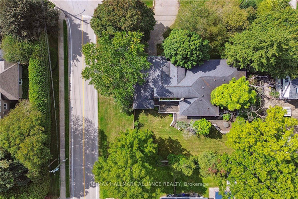 157 Trelawn Ave