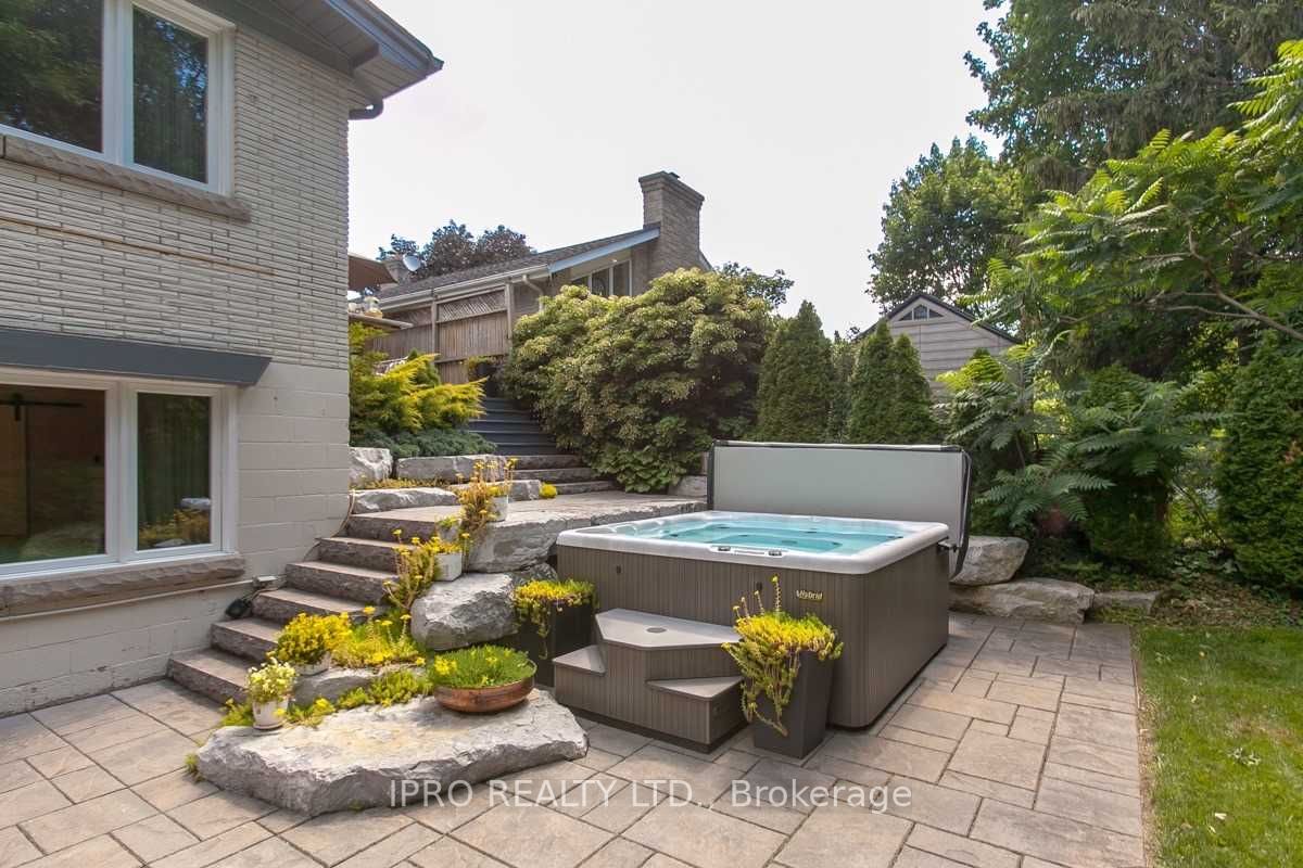 858 Partridge Drive