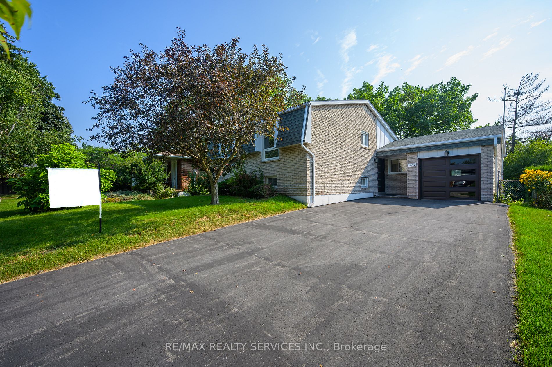 1317 Falgarwood Dr