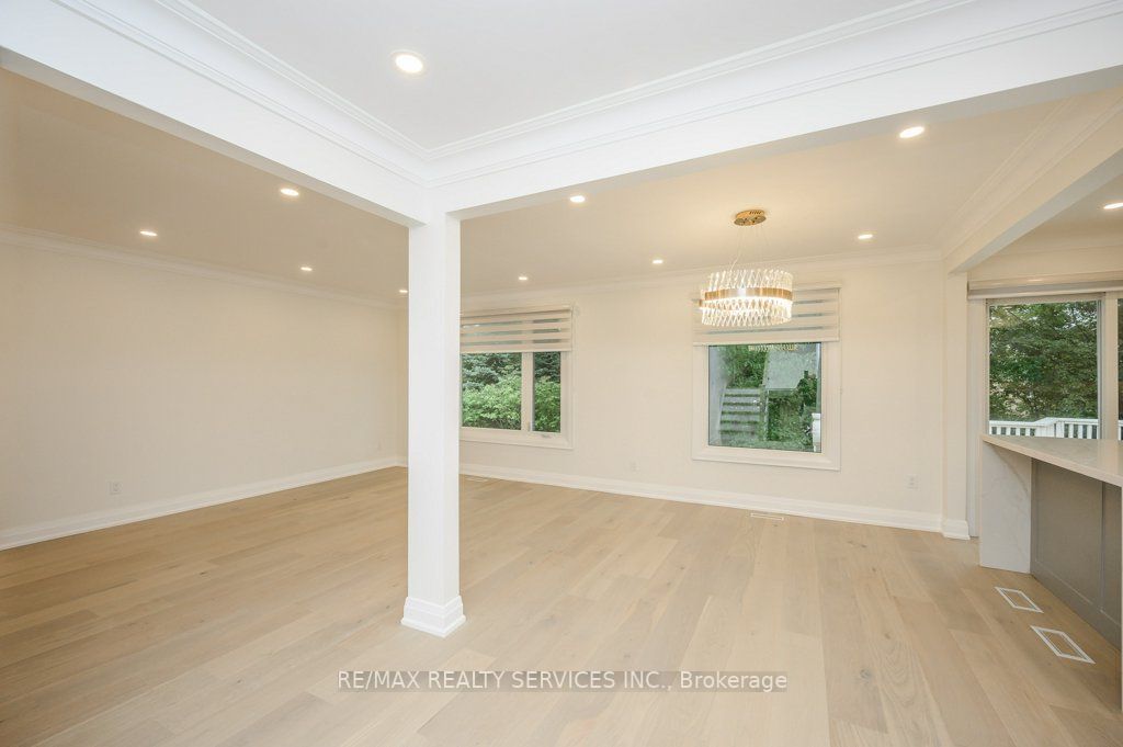 1317 Falgarwood Dr