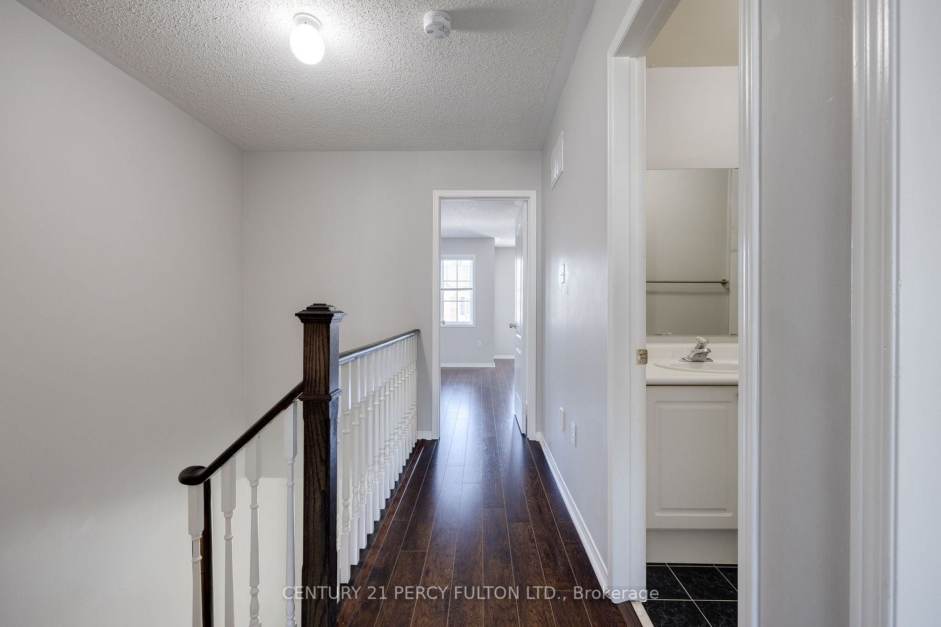 5530 Glen Erin Drive, #136