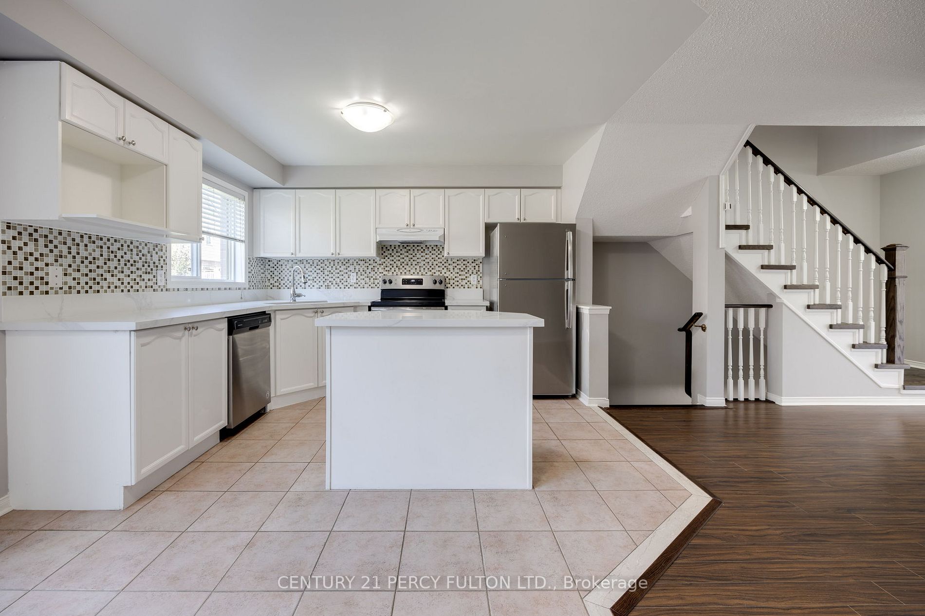 5530 Glen Erin Drive, #136