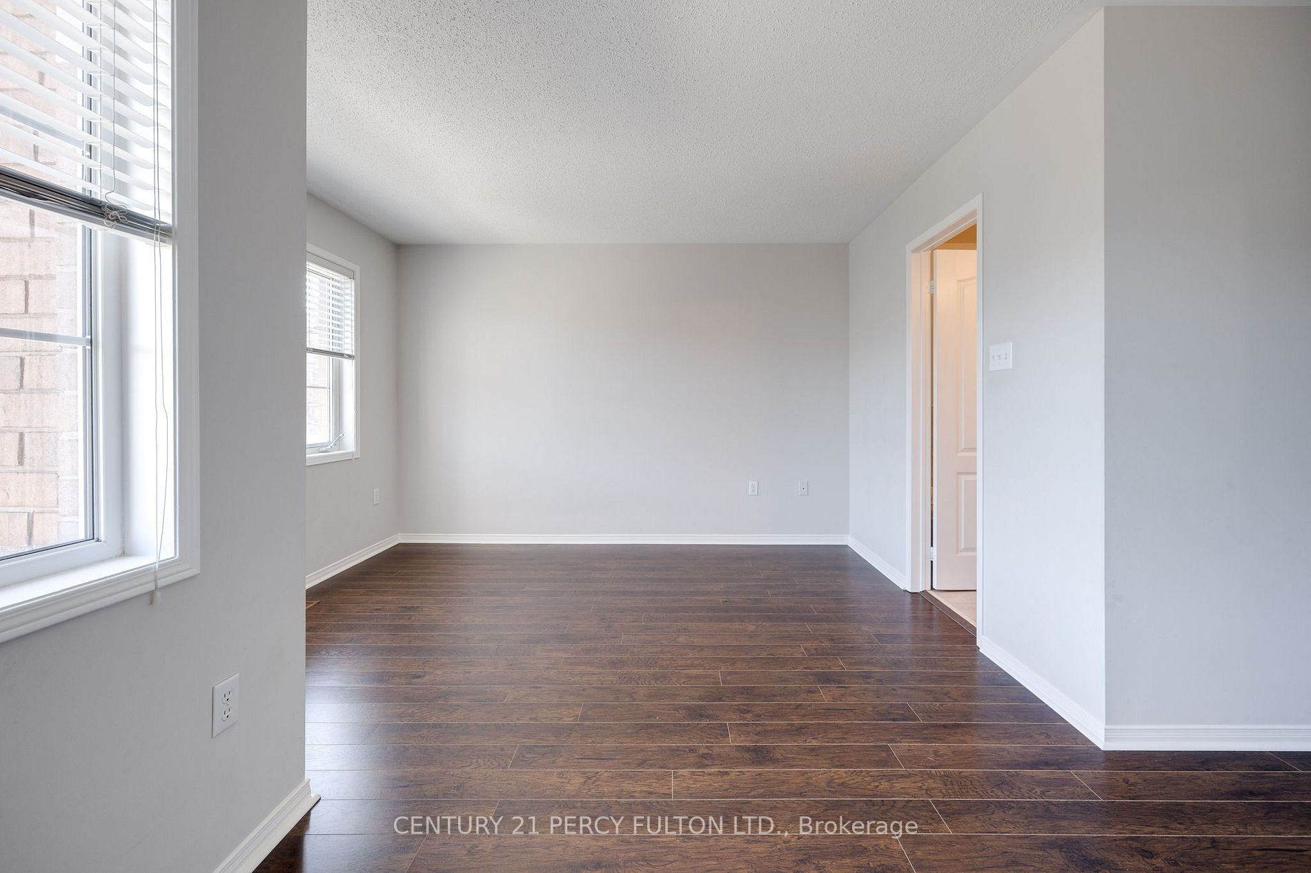 5530 Glen Erin Drive, #136