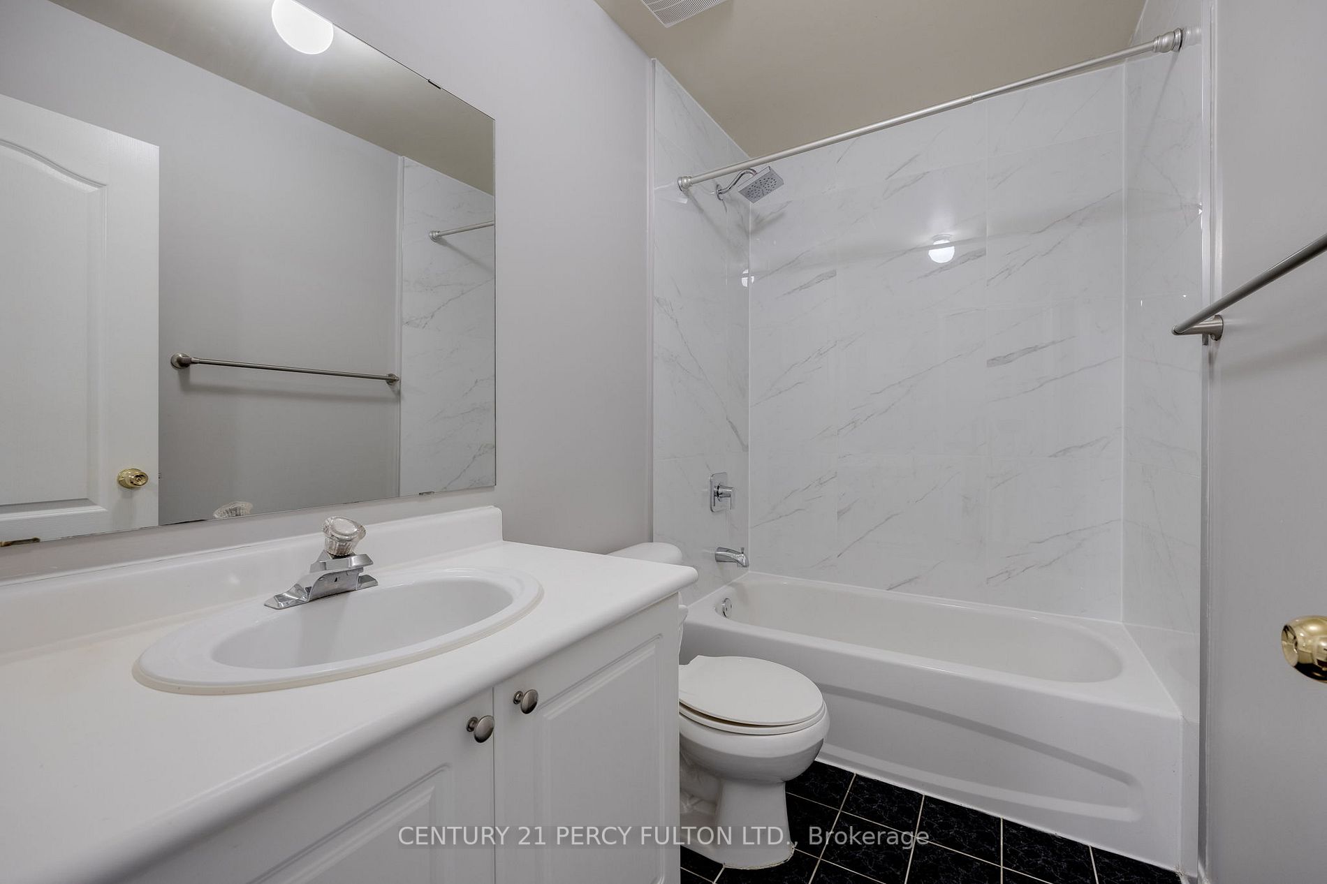 5530 Glen Erin Drive, #136
