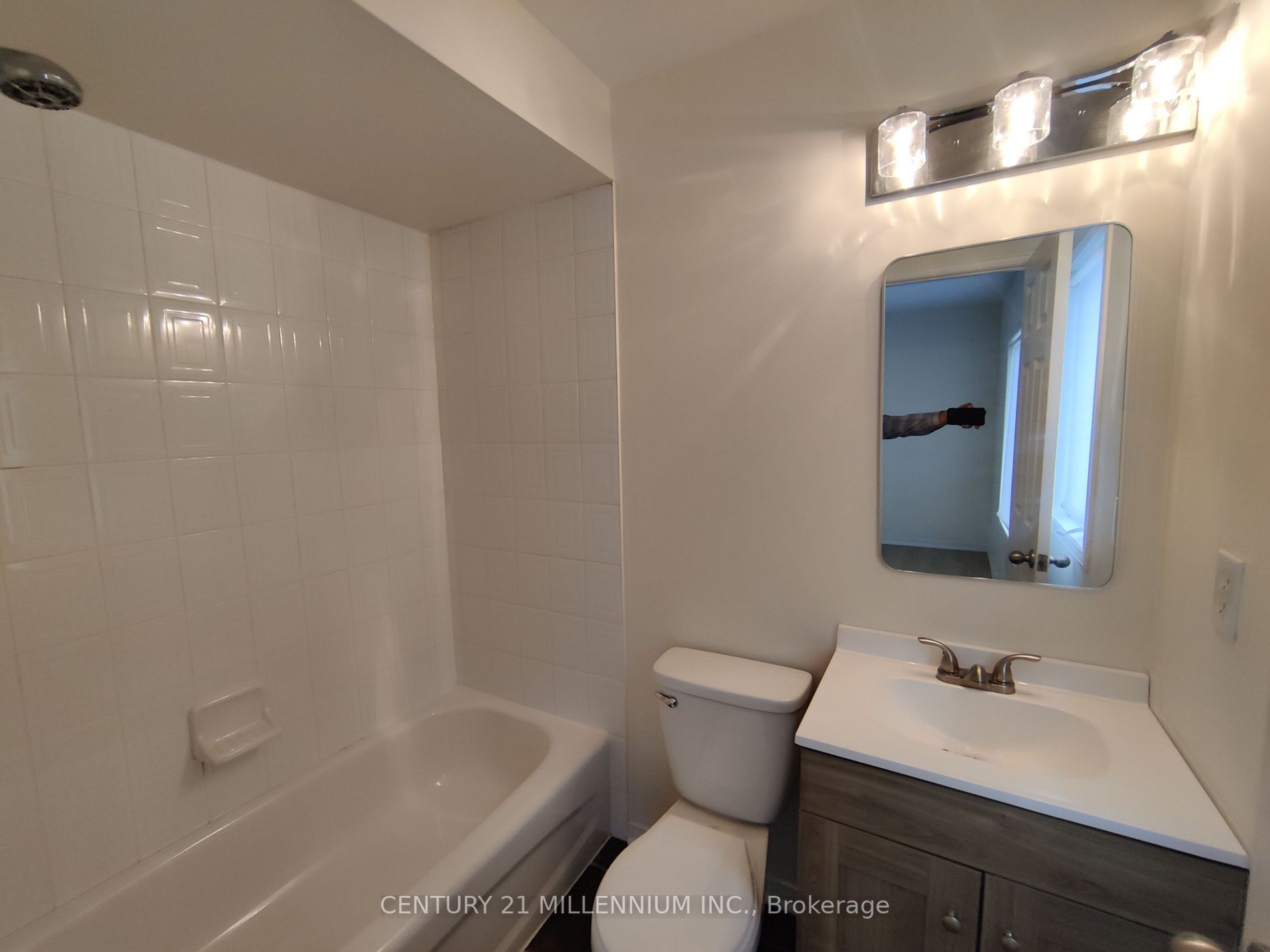 221 Twelfth St, #5