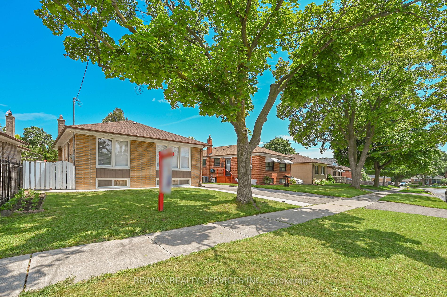 Listing W7010502 - Large Photo # 2