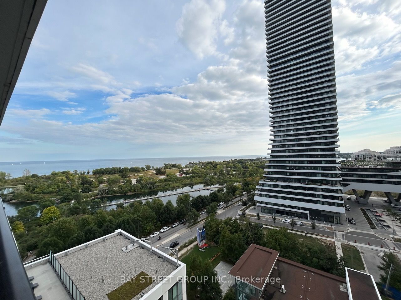 65 Annie Craig Drive, #1001