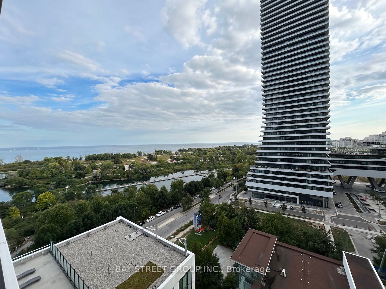 65 Annie Craig Drive, #1001