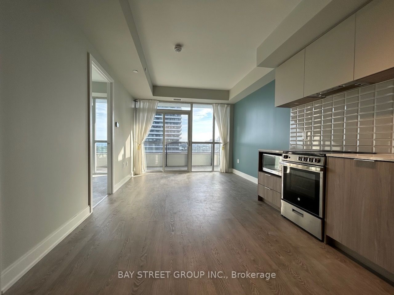65 Annie Craig Drive, #1001