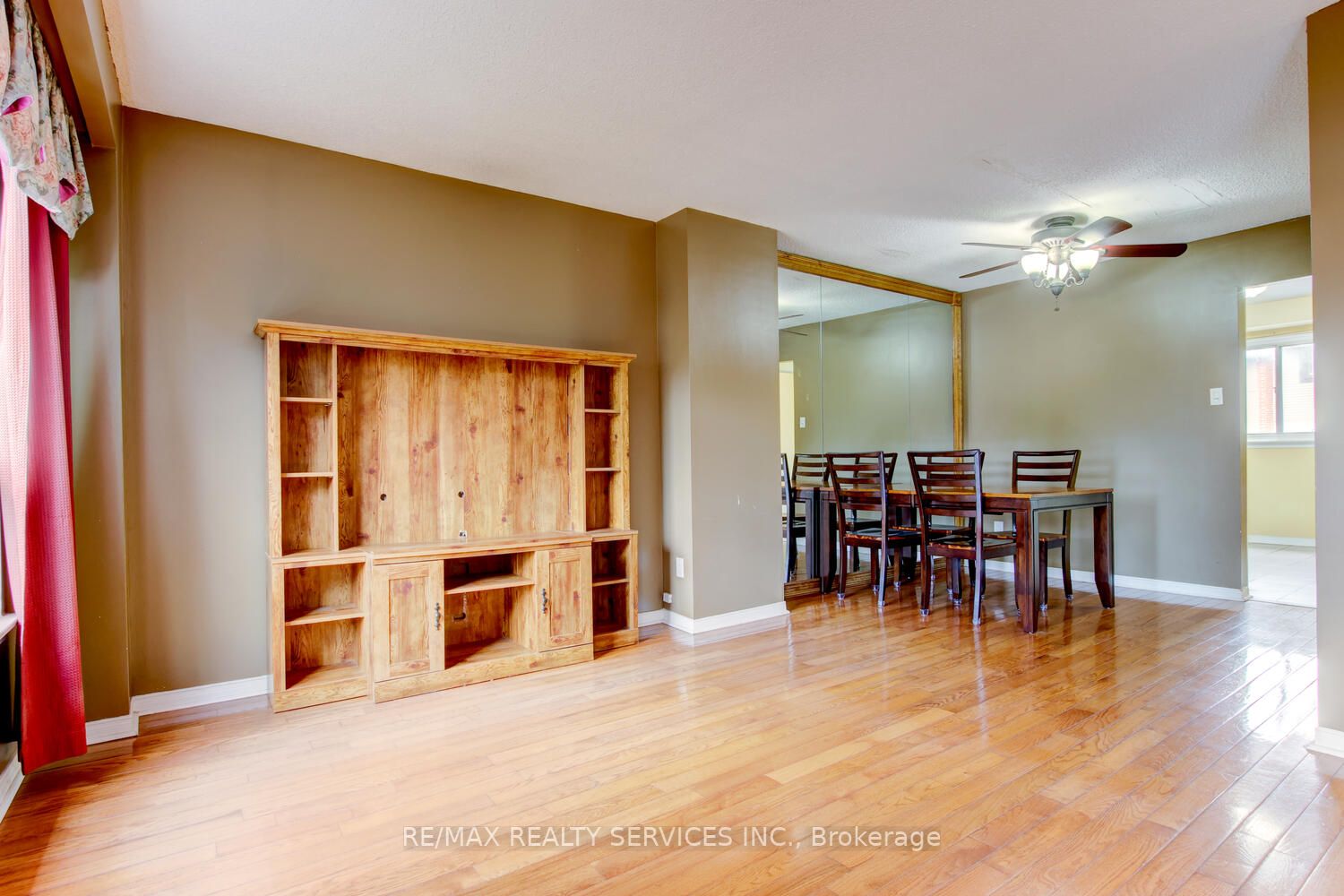 146 Moregate Cres, #45