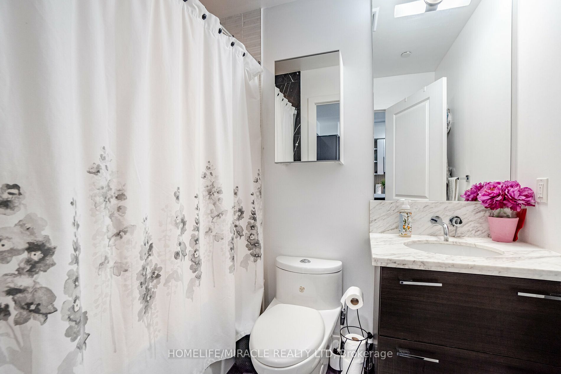 33 Shore Breeze Drive, #2707