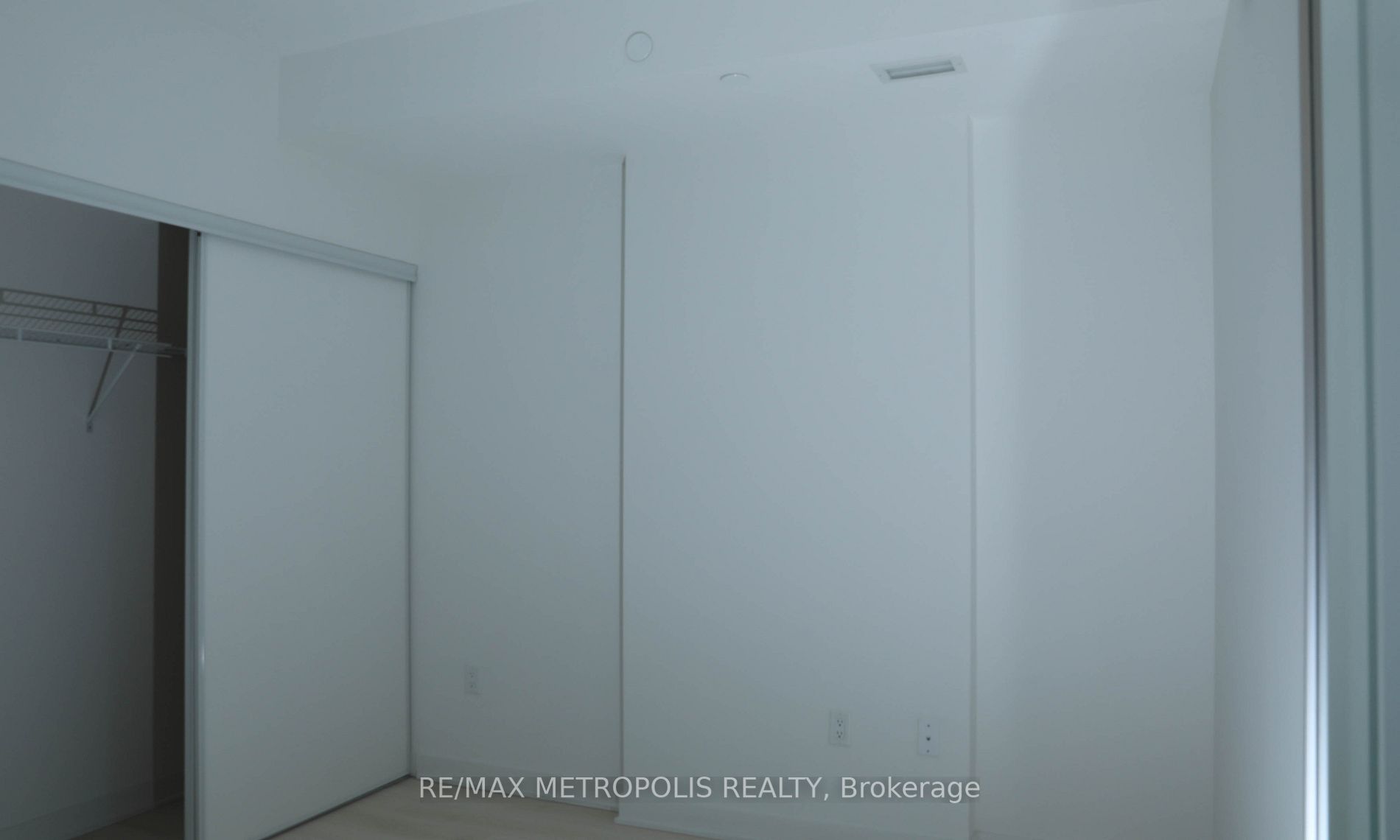 3900 Confederation Pkwy, #216