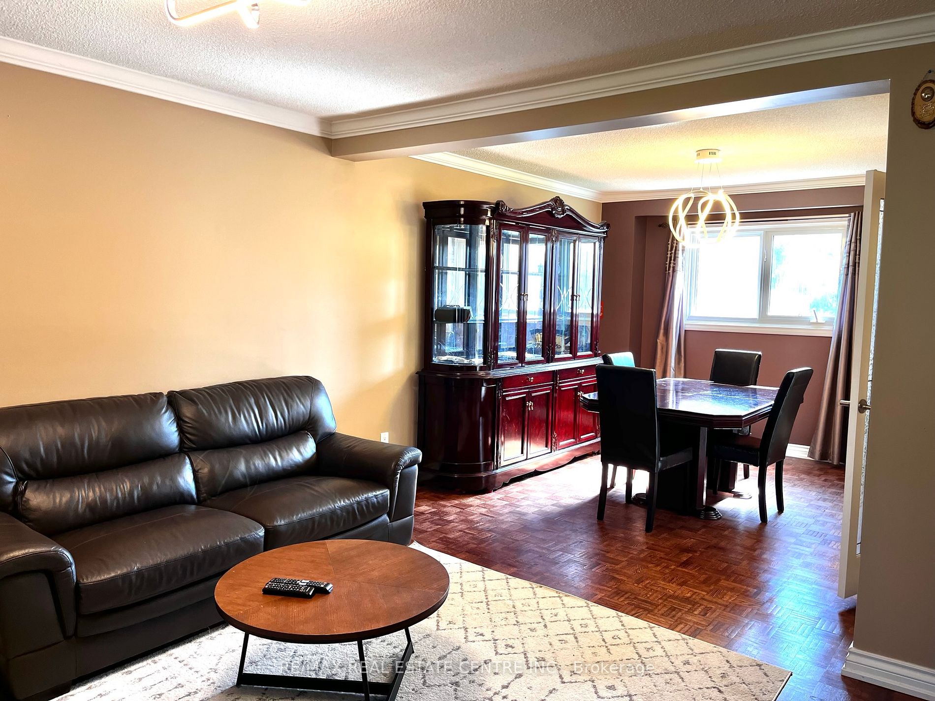 7 Malcolm Crescent