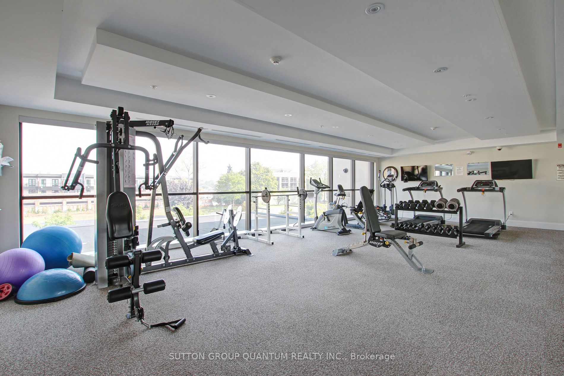 128 Garden Dr, #214