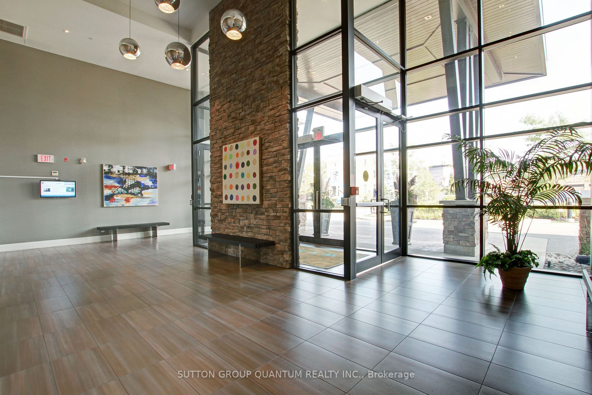 128 Garden Dr, #214