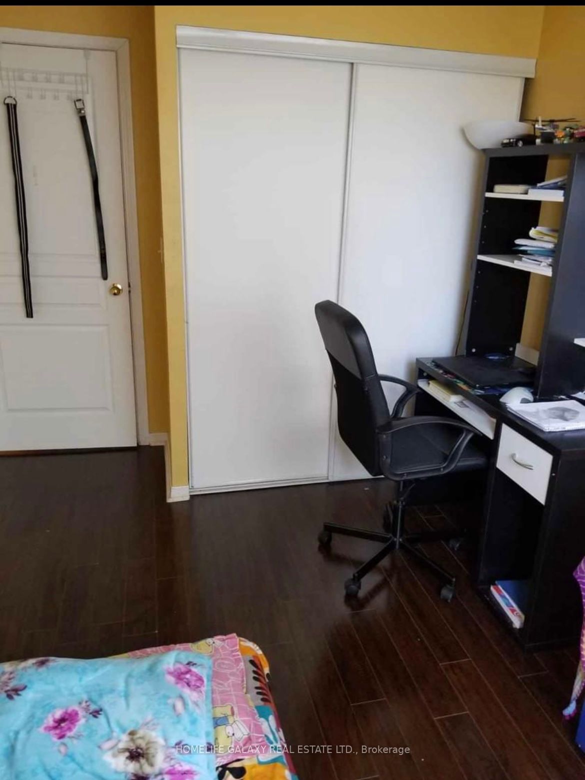 2565 Erin Centre Blvd, #406