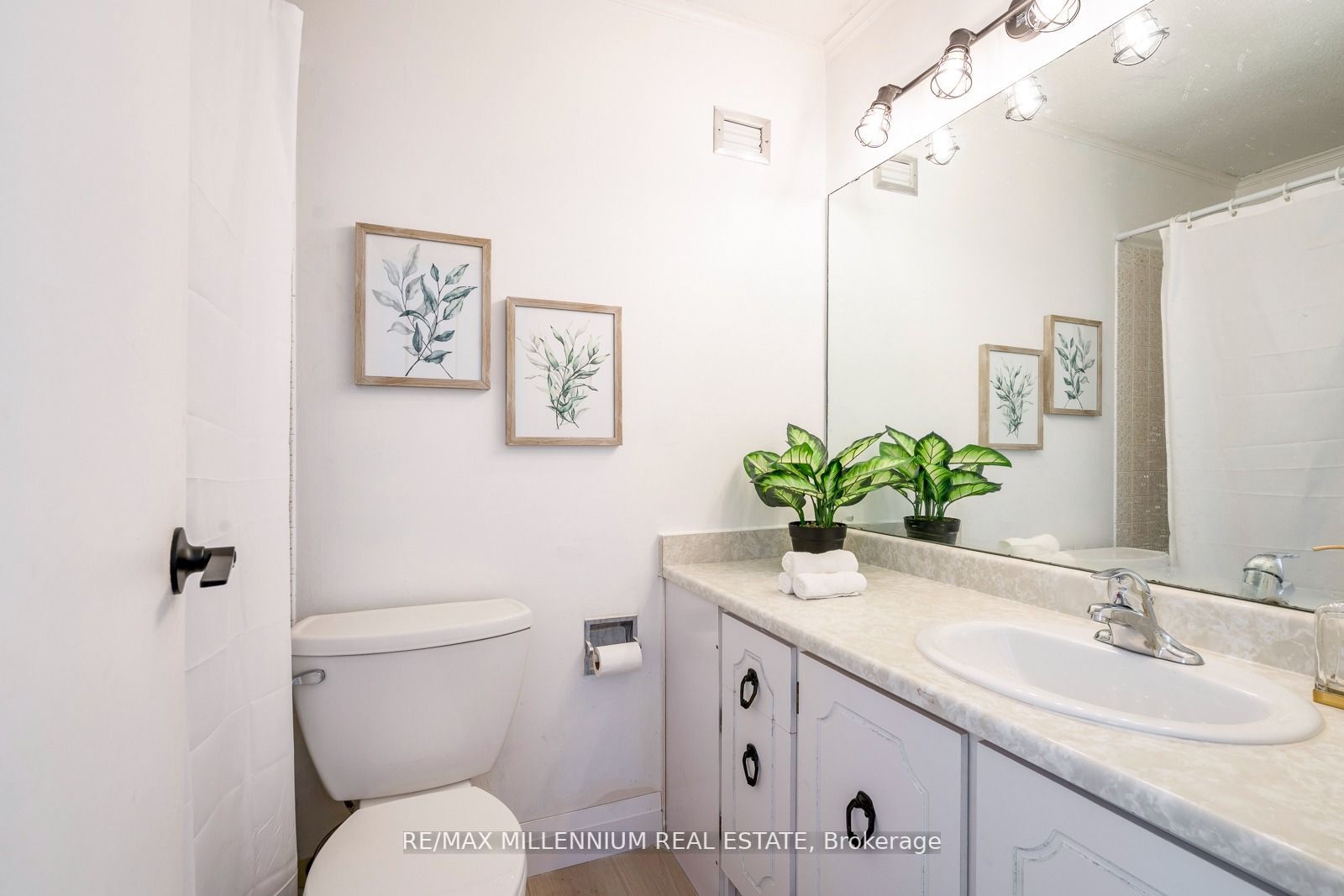Listing W7010632 - Large Photo # 14