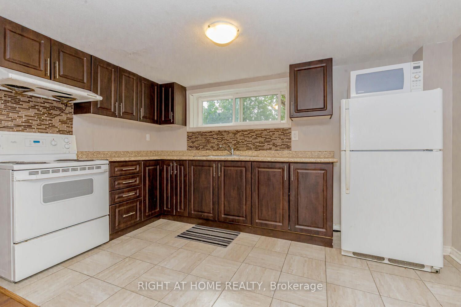 7557 Lully Court