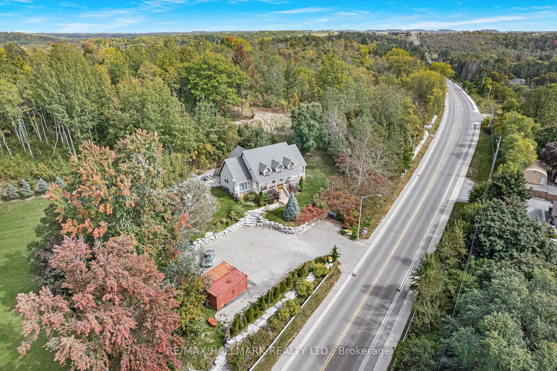 433 KING Street E