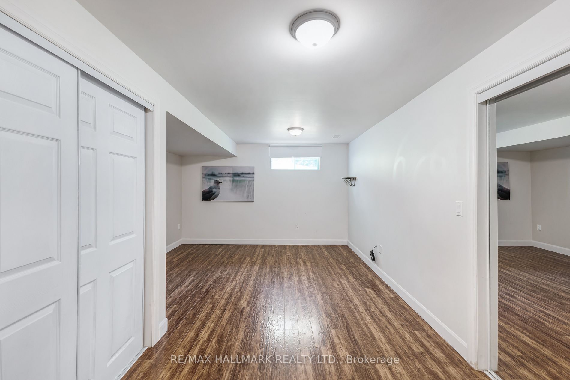 433 KING Street E