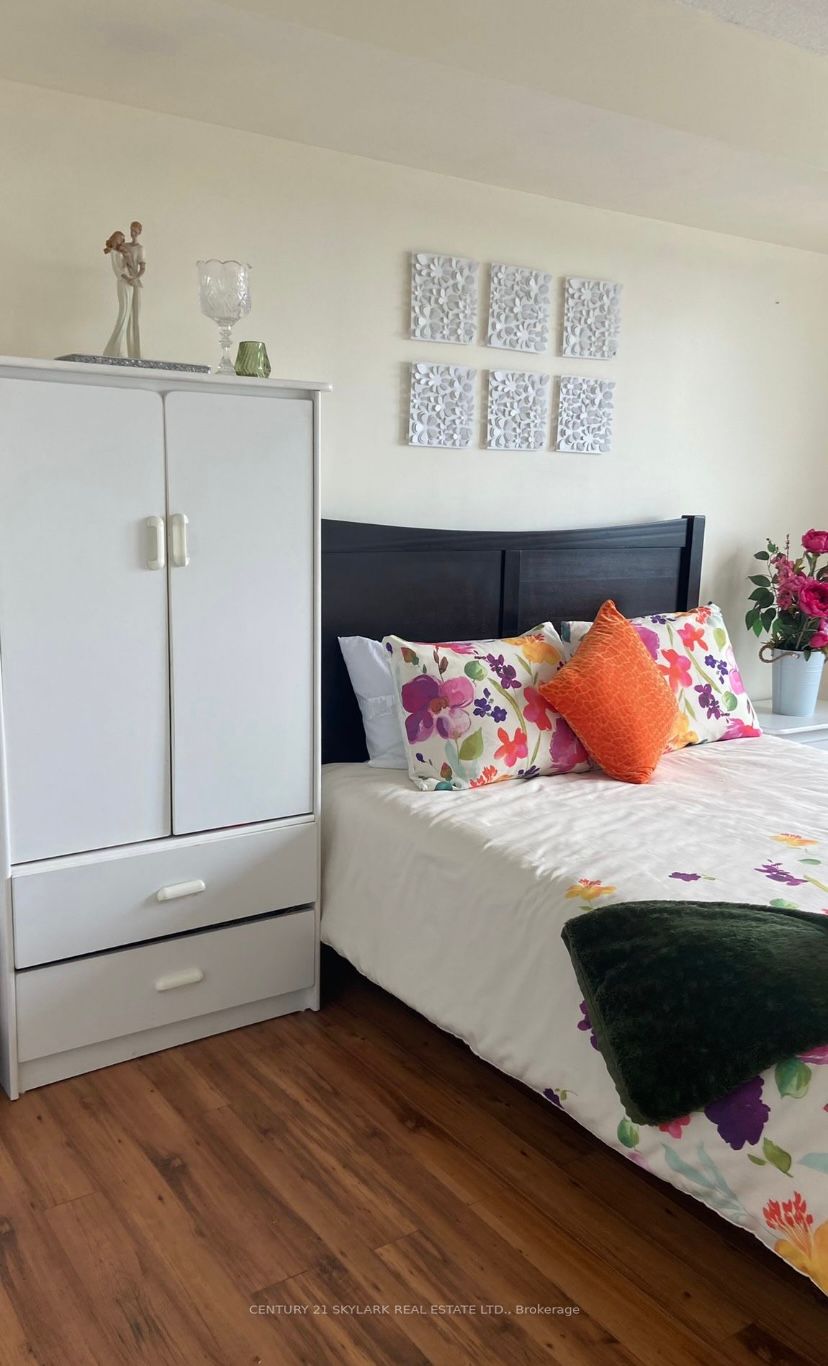 25 Via Rosedale Way, #316