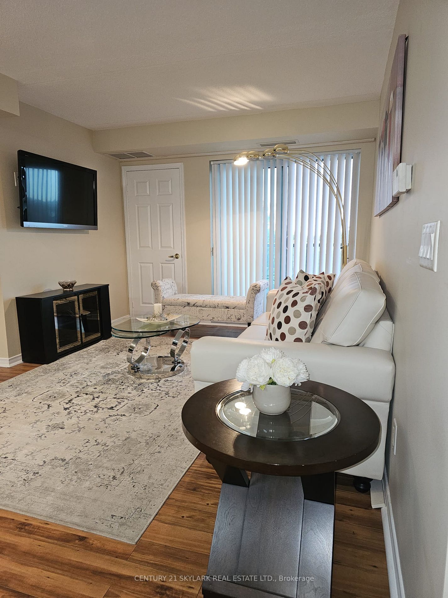 25 Via Rosedale Way, #316